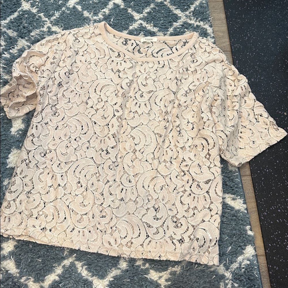 Pleione Beige Lace Top